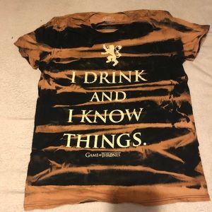 Game of Thrones black T-shirt I drink and I kno